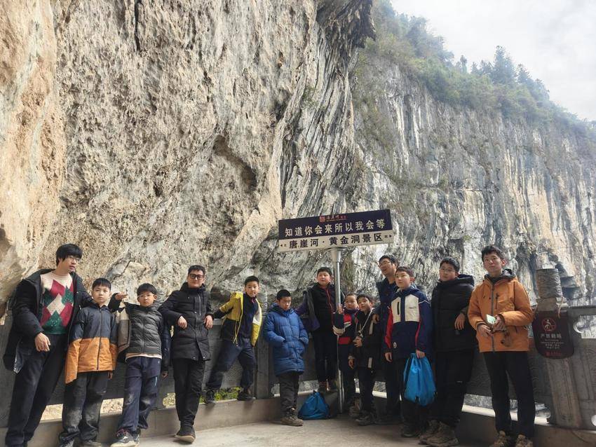 马年新春，恩旅集团“花式”宠客！各景区人气旺、福利多，热闹非凡.docx