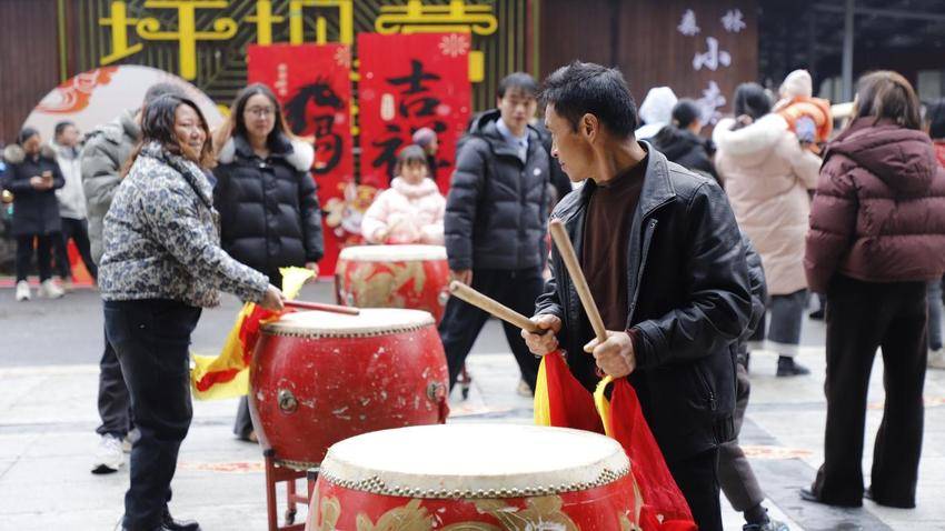 马年新春，恩旅集团“花式”宠客！各景区人气旺、福利多，热闹非凡.docx